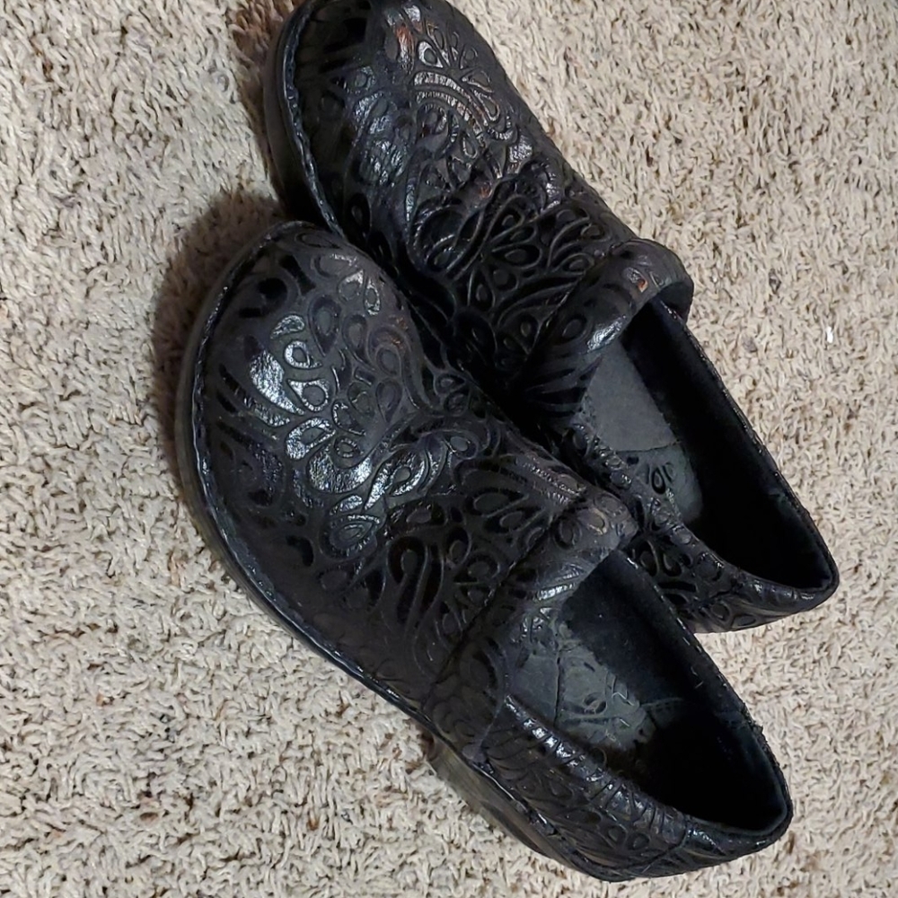 Black clogs